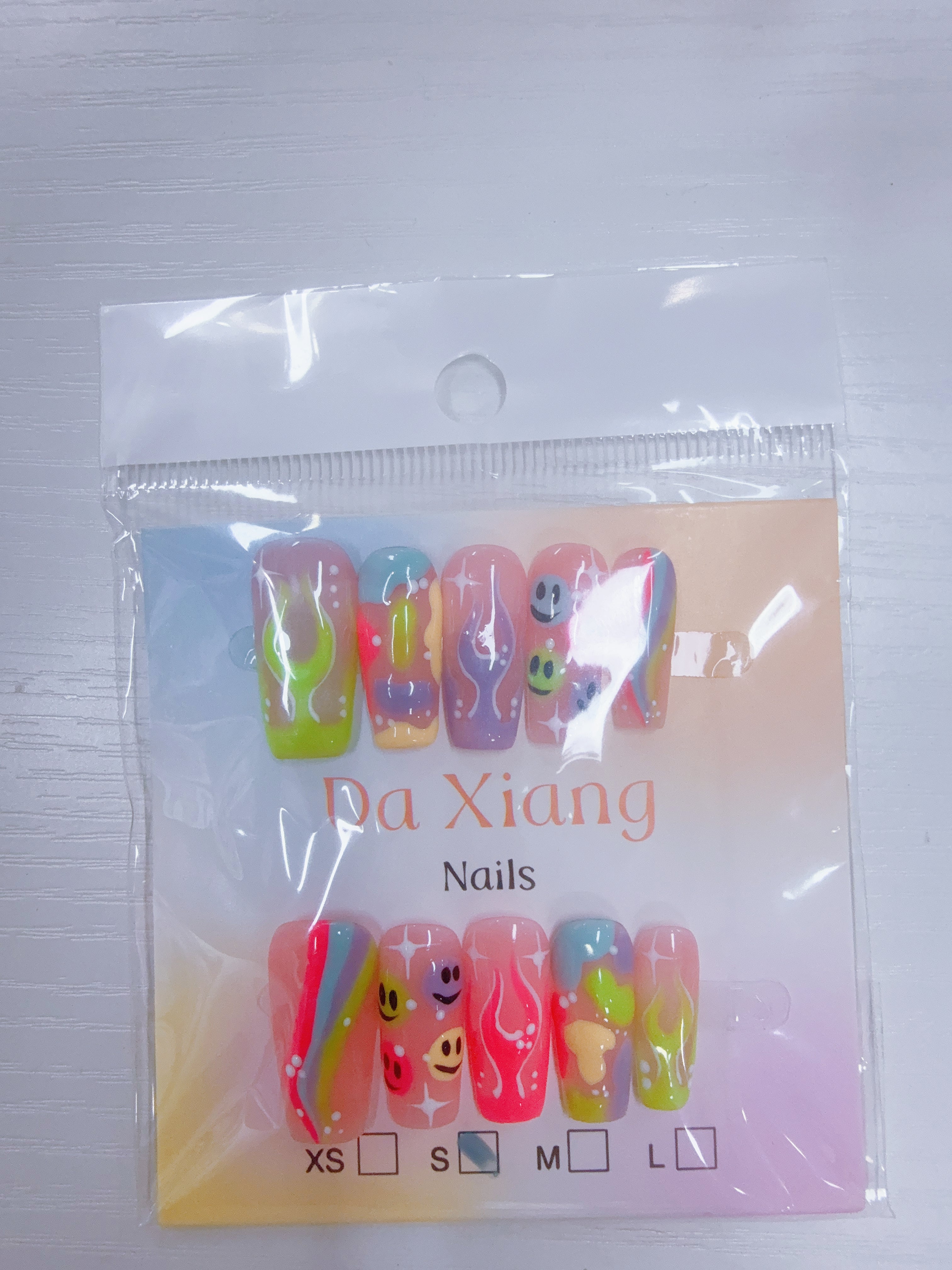 Colorful Flame‑Smiley Press‑On Nails, Reusable Artificial Nails